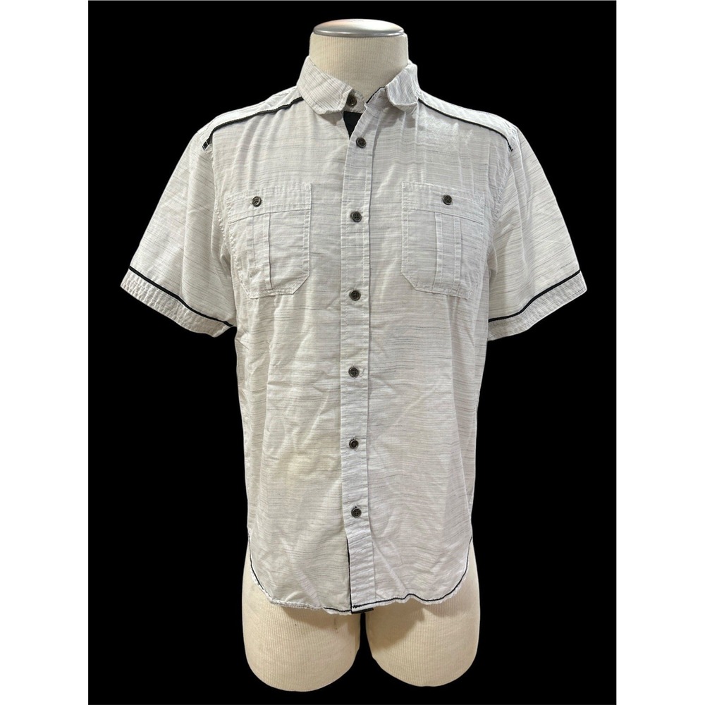 Distortion Clothing Men's Button Down Shirt Medium White Pockets Short Sleeves